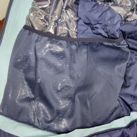 Columbia Women's Large Waterproof Omni-Tech Insulated Jacket - Picture 5 of 10